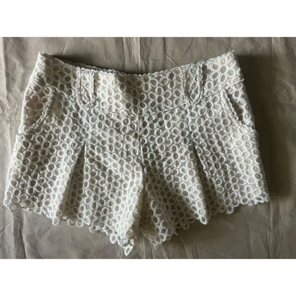 Freeway Shorts Women's Size M Lined Ivory Lace White Pocket Zipper Crochet